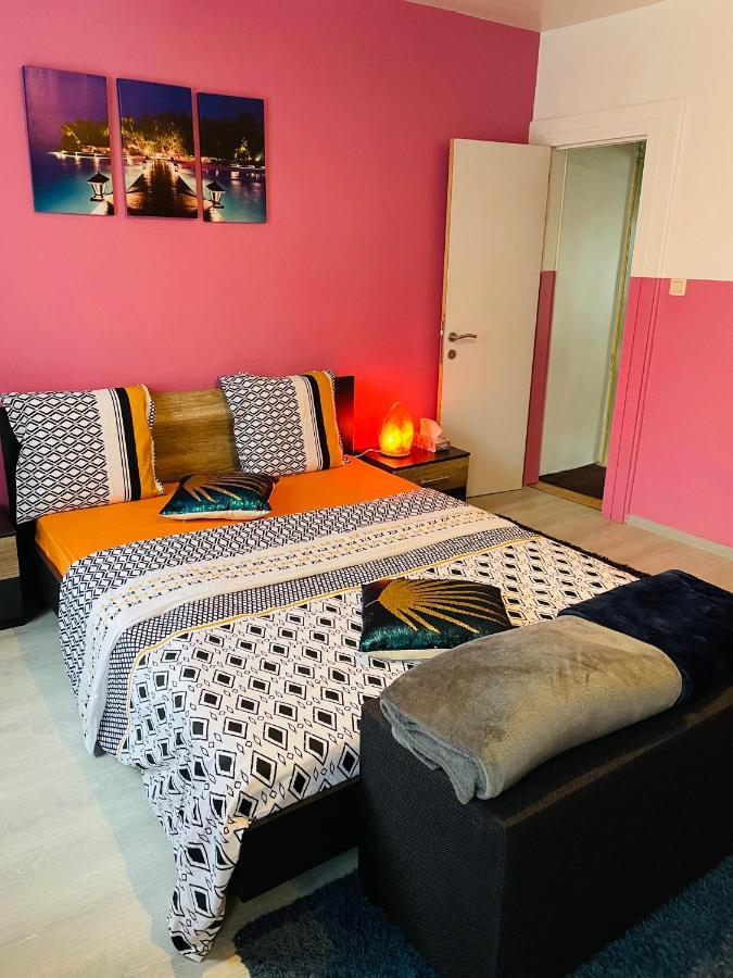 Bien-Etre-Au-Calme Et Parking Gratuit Villa ซีราริง ภายนอก รูปภาพ
